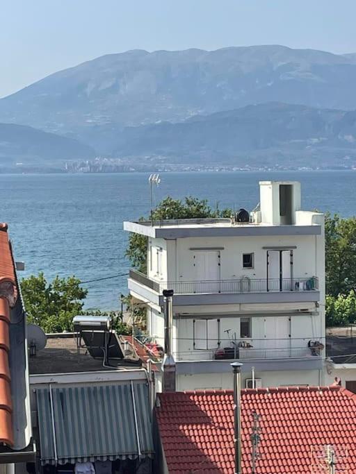 Διαμέρισμα Στη Ναύπακτο Nafpaktos Esterno foto