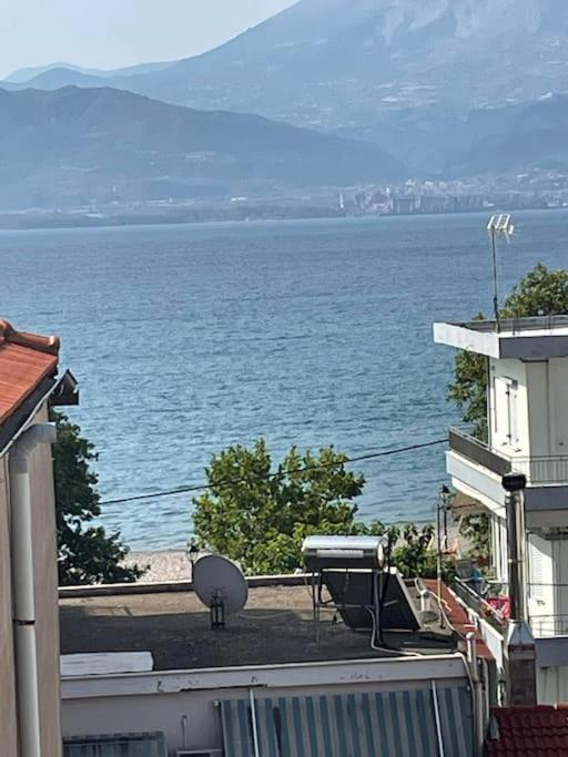 Διαμέρισμα Στη Ναύπακτο Nafpaktos Esterno foto